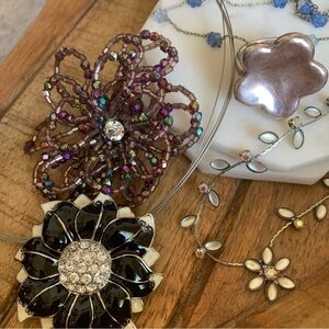 Flowers Fashion Jewelry Lot 7 Piece Necklaces, Earrings, Ring, Brooch